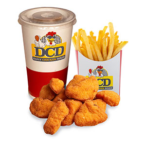 5 Chicken Nuggets + Πατάτες Medium + Χυμός